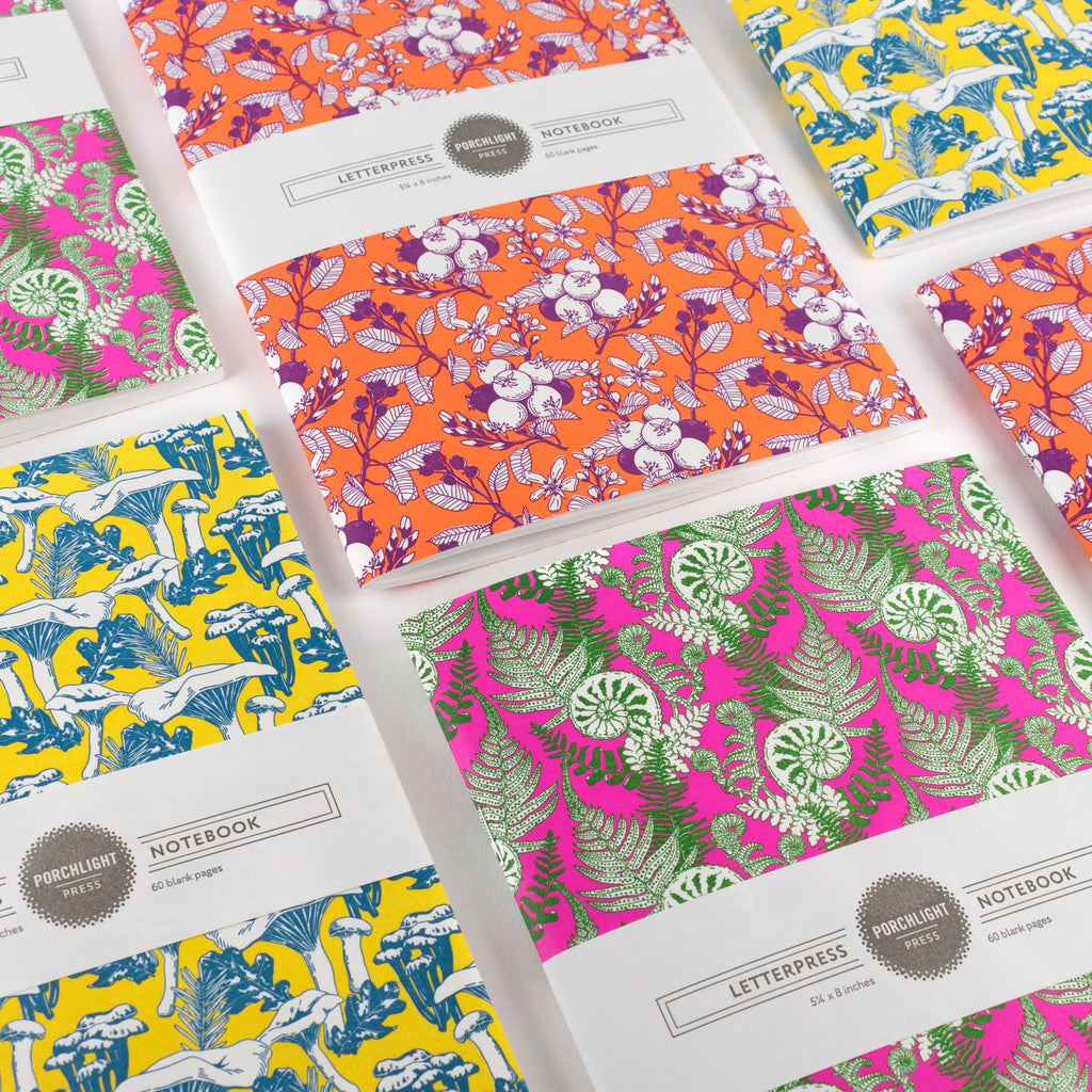 Notebook: Foraging Series - Chanterelle Mushroom Large Notebook ...